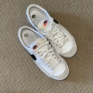 Nike Blazer Low top